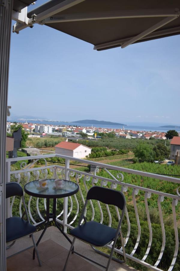 Apartments Marta Kastel Novi Екстер'єр фото